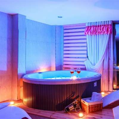 Romantic Circular Jacuzzi Round SPA Hot Tub with LED Lights